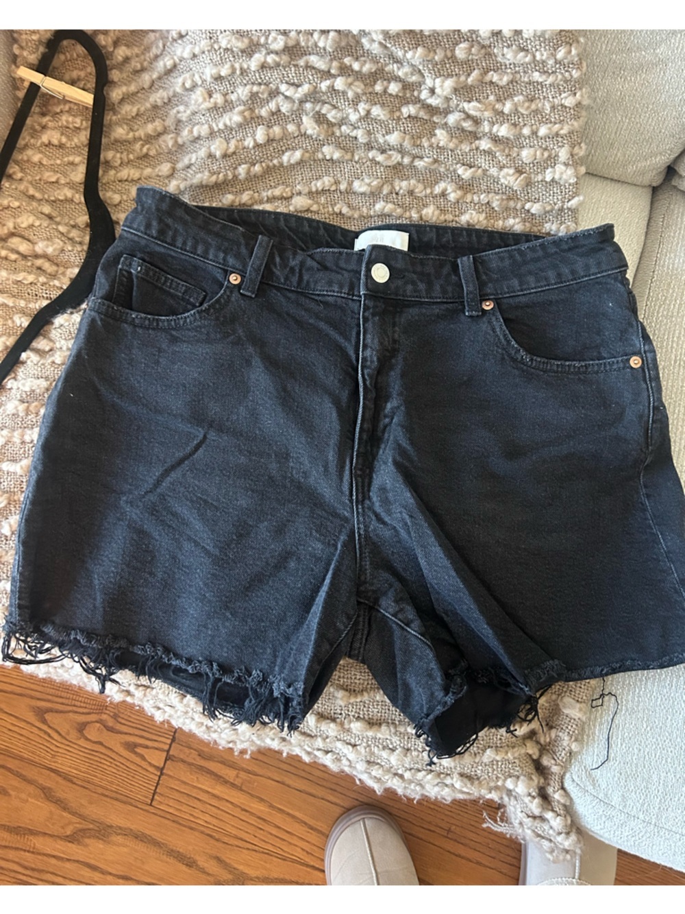 H&M Black Denim Frayed Hem Womens Shorts